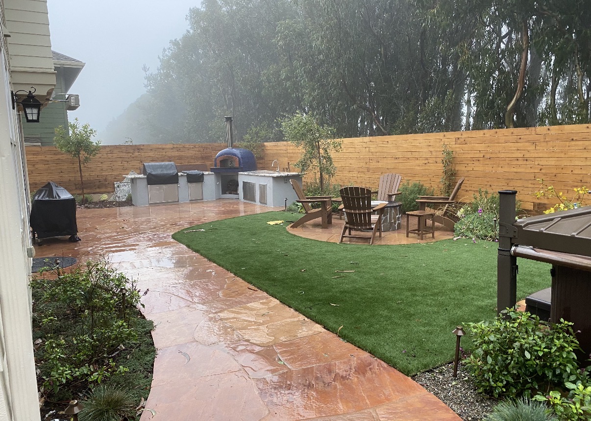 Backyard patio & turf retreat